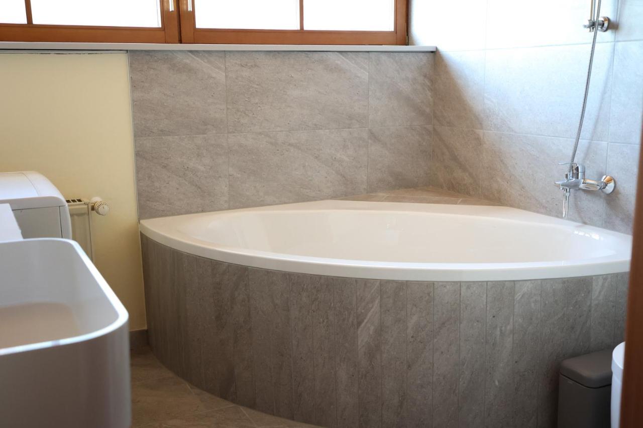 Appartement Lake View シュタインドルフ・アム・オシアッハー・ゼー エクステリア 写真
